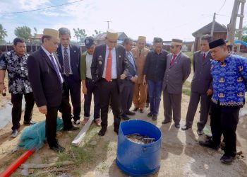 Bupati Suardi Saleh Berharap Hasil Panen Udang Vanamei  Sistem Kolam Bundar Dapat Direplikasi pada Petambak Lain di Kab. Barru