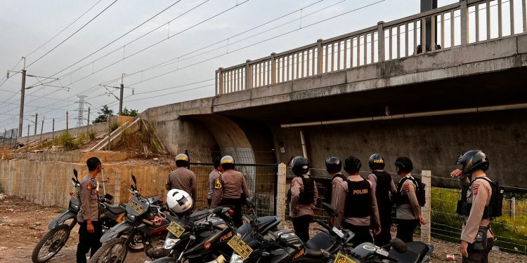 POLDA JABAR Terjunkan Ratusan Personel untuk Mengawal Proyek KERETA CEPAT JAKARTA BANDUNG ( KCJB)