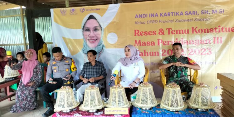 Reses Ketua DPRD Sul-Sel Ina Kartika Sari Sisir Pelosok Desa dan Kelurahan di Kab. Barru