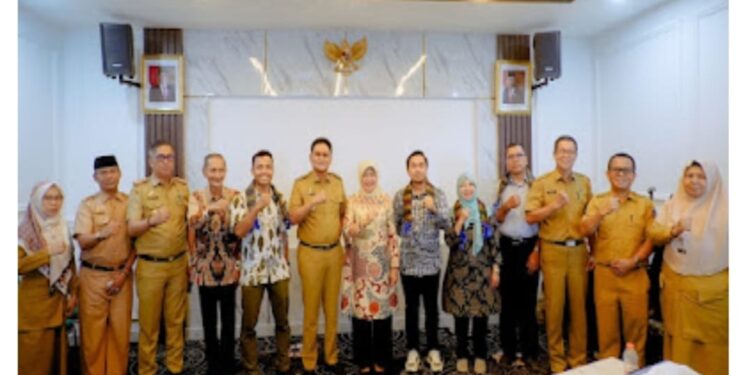 Suardi Saleh Menerima Kunjungan Tim Verifikator KKS Tingkat Nasional Tahun 2023 Di Lt.5 MPP Kantor Bupati Barru