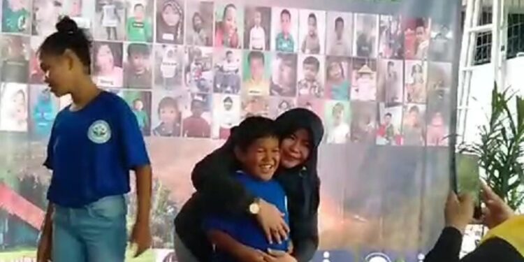 Eis Rahmawati : Berikan Kasih Sayang Penuh pada Anak