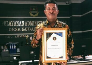 Desa Gudangkahuripan, Lembang, Bandung Barat Mendapatkan Penghargaan di Hari Kesehatan Nasional ke-59 sebagai “Lokasi Khusus Verifikasi Tingkat Pusat Kabupaten-Kota Sehat  2023