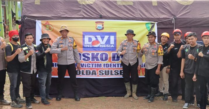 Korban Longsor di Luwu Bertambah Menjadi 5 Orang, Personel Polri Terus Lakukan Evakuasi