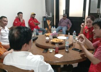 Ketua DPRD Sulawesi Utara Beserta Beberapa Anggota DPRD Diskusi Bareng Setya Kita Pancasila ( SKP )