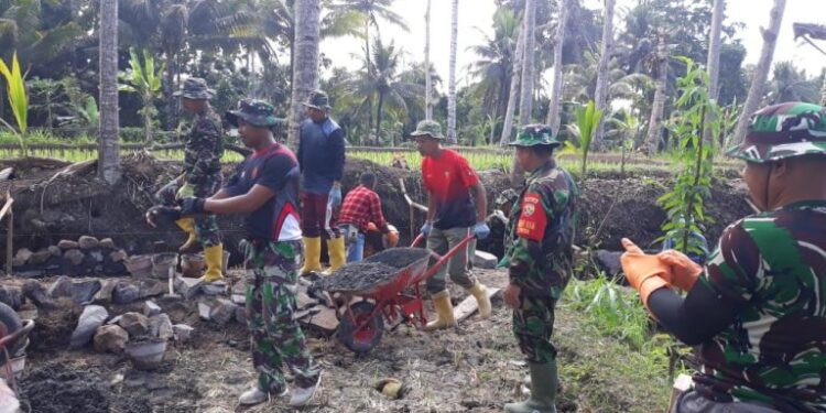 Memasuki hari Ke -18, Korem 162/WB Kodam IX/Udayana  Laksanakan Kegiatan TMMD di Desa Kesik dan Desa Loyok Kecamatan Masbagik dan Sikur, Kabupaten Lombok Timur