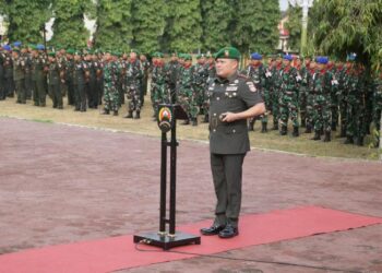 HUT ke-63 Korem 071/Wijayakusuma : Danrem Pimpin Ziarah Rombongan di TMP Tanjungnirwana.