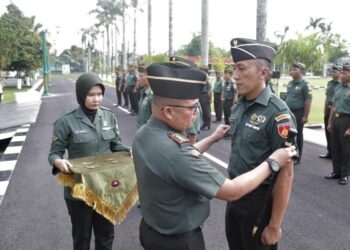 Pelantikan dan Kenaikan Pangkat Bintara dan Tamtama Korem 071/Wijayakusuma di Lapangan Apel Makorem 071/Wijayakusuma