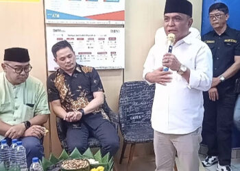 Giat Jum’at Berkah Pasangan Walikota & Wakil Walikota Bandung Terpilih, H. Muhammad Farhan dan H.Erwin Affandi Menyambung Kasih dan Silaturahmi dengan Warga Pasar Baru