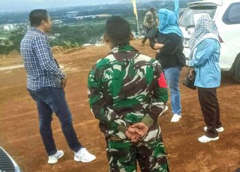 Peran Babinsa dalam Menjaga Kondusifitas Wilayah, Salah Satunya Membantu Mediasi Permasalahan Warga Binaan.