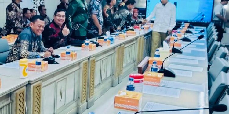 Komisi 5 DPRD Jabar gelar Rapat Forum Kepala Sekolah Swasta (FKSS) SMA Jabar dengan Komisi 5 DPRD Jabar, Terkait Ijazah.