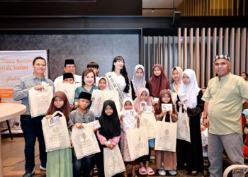 Disela-sela Kesibukannya Kalisa Putri, Miss Asia Indonesia Menggelar Buka Puasa dan Santunan Anak Yatim di Perumahan Grand Duta City