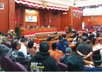 Wali Kota Depok Supian Suri Paparkan Visi dan Program Kerja dalam Sidang Paripurna DPRD