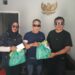 Ketua Pokja Wartawan KBB M. Raup Menggelar Berbagi Bingkisan dan Kadeudeuh di Bulan Ramadhan 1446 H/ Ta-2025 M di Posko Pokja KBB