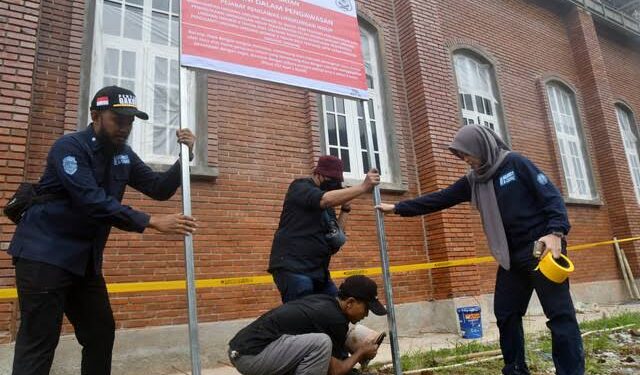 Tempat Wisata Kawasan Puncak Disegel