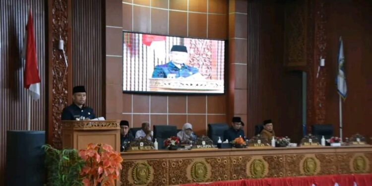 DPRD Kota Depok Gelar Sidang Paripurna, Bahas Raperda Tentang Sampah dan Lingkungan Hidup