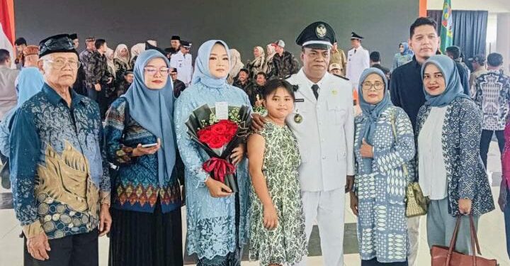 Selamat atas Pelantikan Kepala Desa Campakamekar (PAW) Agus Restiawan oleh Bupati Bandung Barat, Semoga Amanah.