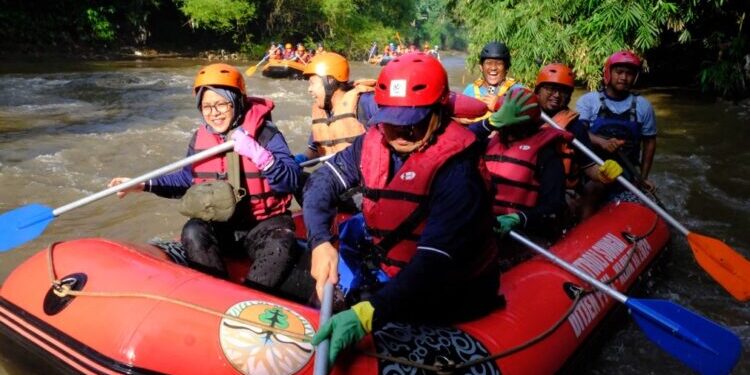PT Tirta Asasta Depok (Perseroda) Rayakan HUT Kota Depok ke-26 dengan Aksi Nyata Peduli Lingkungan