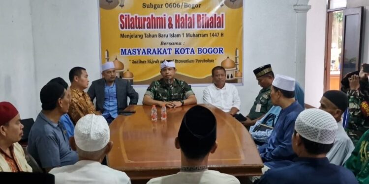Jelang 1 Muharram 1447 H/ 2025 Sub Kogartap 0606/Bogor gelar Silahturahmi dan Halal Bihalal bersama Masyarakat Kota Bogor dan Pemberian Santunan pada Anak Yatim Piatu