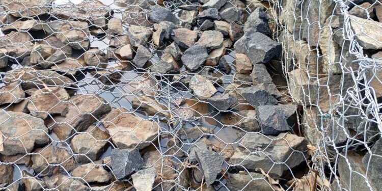 Diduga Proyek Bronjong Siluman di Desa Sidamulya Wanareja