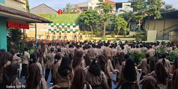 SMK PGRI 15 Jakarta Gelar Senam Massal Peringati Hari Anak Nasional 2025