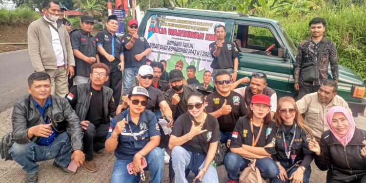 Berbagi Takjil Berkah Ramadhan 1447 H Pokja Wartawan KBB  Selalu Solid dan Terdepan 