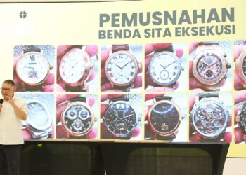 BPA Kejaksaan RI Musnahkan 14 Jam Tangan Palsu Milik Terpidana Korupsi Asabri Jimmy Sutopo