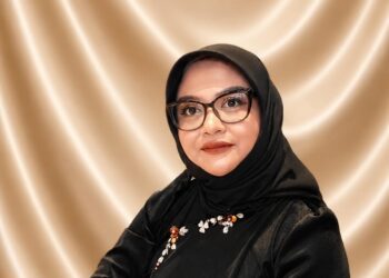 Sosok Inspiratif, Husna Queensyatila, SE., CH., CHT., dari Mahasiswa Berprestasi hingga Menginspirasi Lewat Dunia Wedding Creative