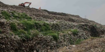 Volume Sampah di TPA Cipayung Meningkat